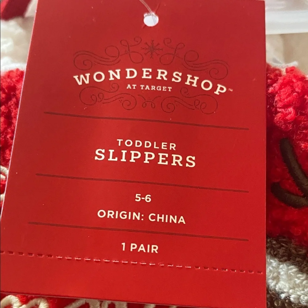 Wondershop Red Cabin Crew Slippers with Reindeer Design. Size 5-6